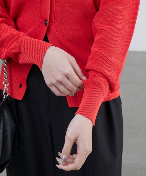 Lui's（ルイス）の「襟デザインVカーディガン（カーディガン/ボレロ・レディース・ブラック/グレイッシュベージュ/オレンジ・FREE）」の17枚目の写真