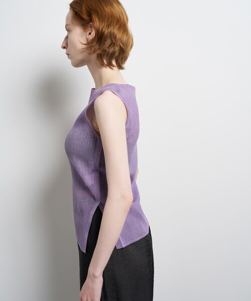 LANVIN en Bleu（ランバンオンブルー）の「シアーリブボートネックニット（ニット/セーター・レディース・ブラック/グレー/ライトパープル・38）」の19枚目の写真