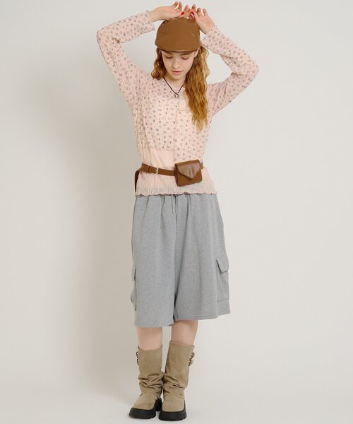 w closet（ダブルクローゼット）の「花柄パッチワークT（Tシャツ/カットソー・レディース・サックスブルー/アイボリー/ピンク・FREE）」の7枚目の写真