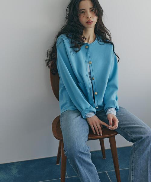 N.（N. Natural Beauty Basic）（エヌエヌナチュラルビューティーベーシック）の「ゴールドボタンニットカーディガン（カーディガン/ボレロ・レディース・ネイビー/ブルー/オフホワイト・ﾌﾘ-）」の3枚目の写真