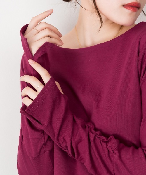 aity(アイティ)の「M-4L 指穴付き ボートネックくしゅくしゅ袖カットソー 夏服(Tシャツ/カットソー・レディース・ネイビー/杢グレー/パープル系/オフホワイト/グレー系/チャコールグレー/カーキ/グレイッシュベージュ/ブラック・4L/3L/LL/L/M)」の9枚目の写真
