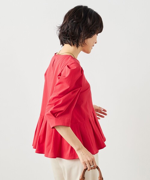 NOLLEY’S(ノーリーズ)の「ウォッシャブルサラドラトリコットペプラムブラウス(シャツ/ブラウス・レディース・レッド/ホワイト/ネイビー/イエロー/ブラウン・38)」の8枚目の写真