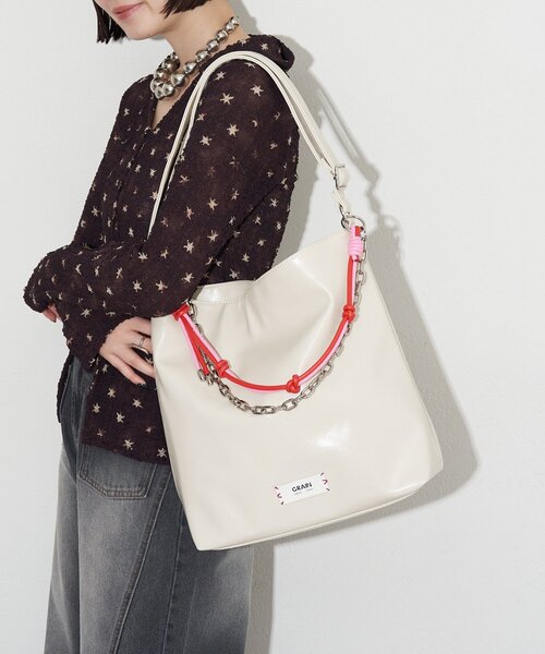 GRAIN(グレイン)の「【GRAIN/グレイン】配色レザーチェーン2WAYショルダーバッグ(トートバッグ・レディース・ブラウン/ブラック/アイボリー・FREE)」の17枚目の写真