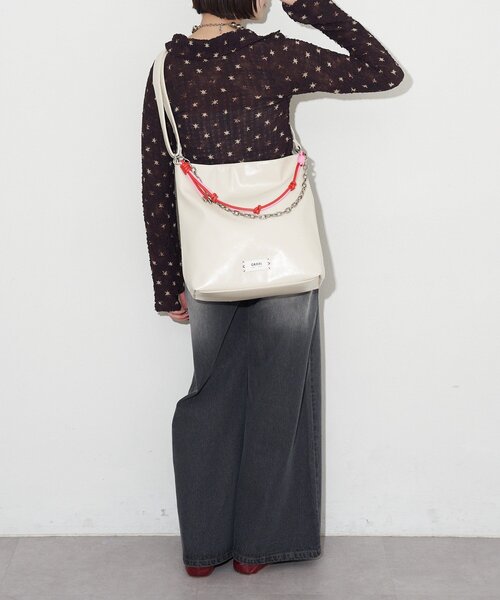 GRAIN(グレイン)の「【GRAIN/グレイン】配色レザーチェーン2WAYショルダーバッグ(トートバッグ・レディース・ブラウン/ブラック/アイボリー・FREE)」の22枚目の写真