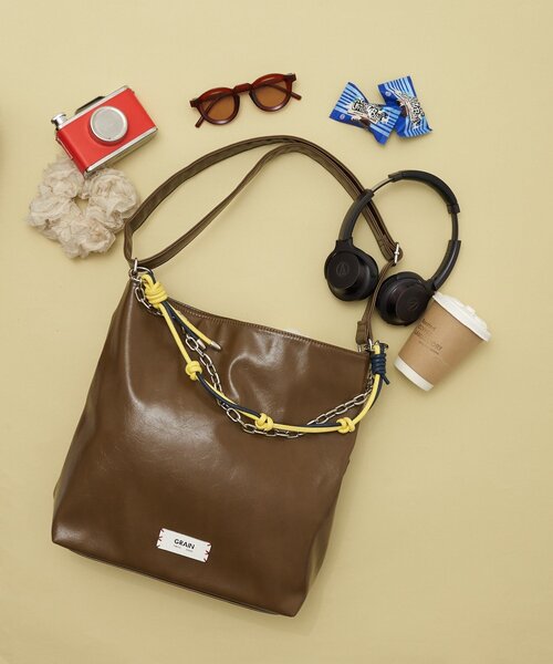 GRAIN(グレイン)の「【GRAIN/グレイン】配色レザーチェーン2WAYショルダーバッグ(トートバッグ・レディース・ブラウン/ブラック/アイボリー・FREE)」の7枚目の写真
