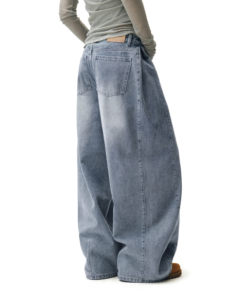 DECET WOMEN(デケット ウーマン)の「Side Pin Tuck Barrel Jeans DCWPT019LIGHTBLUE(デニムパンツ・レディース・その他・X-SMALL/SMALL/MEDIUM/LARGE)」の12枚目の写真