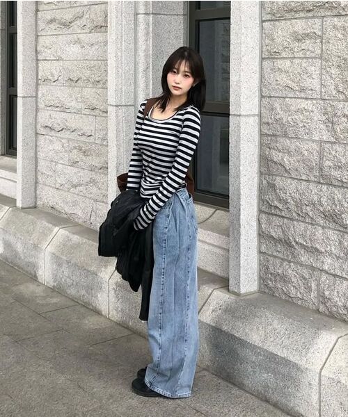 DECET WOMEN(デケット ウーマン)の「Side Pin Tuck Barrel Jeans DCWPT019LIGHTBLUE(デニムパンツ・レディース・その他・X-SMALL/SMALL/MEDIUM/LARGE)」の9枚目の写真