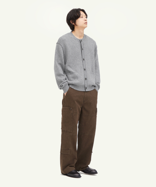 INTEMPOMOOD(インテンポムード)の「コテージラウンドネックカーディガン_グレー(カーディガン/ボレロ・メンズ・グレー・MEDIUM/LARGE/X-LARGE)」の2枚目の写真