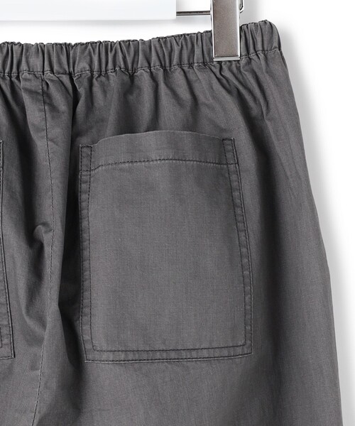 J.PRESS YORK STREET（ジェイプレスヨークストリート）の「【WOMEN】ソフトコットン ワイドベイカー パンツ（その他パンツ・レディース・グレー系/ベージュ系/カーキ系・F）」の10枚目の写真