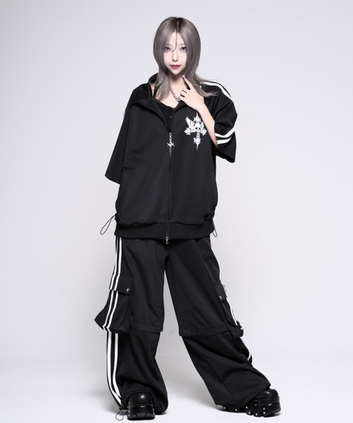 REFLEM(レフレム)の「『REFLEM/レフレム』バックプリントトラックジャージ(ジャージ・レディース・ホワイト×ブラック/ブラック×ホワイト・FREE)」の13枚目の写真