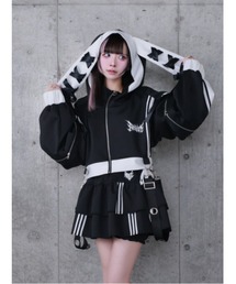 Amilige（アミリージュ）の「ウサギ耳バイカラージャージトップス（デニムパンツ）」