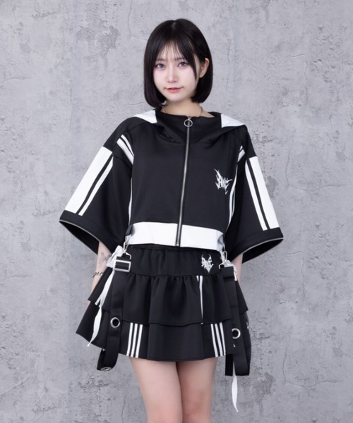 Amilige(アミリージュ)の「ウサギ耳バイカラージャージトップス(ジャージ・レディース・ブラック×ホワイト/ホワイト×ブルー/ブラック×パープル/ブラック×ピンク・FREE)」の8枚目の写真