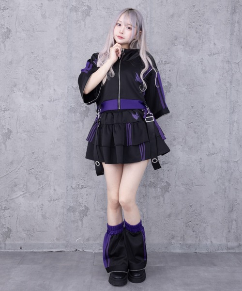 Amilige(アミリージュ)の「ウサギ耳バイカラージャージトップス(ジャージ・レディース・ブラック×ホワイト/ホワイト×ブルー/ブラック×パープル/ブラック×ピンク・FREE)」の10枚目の写真