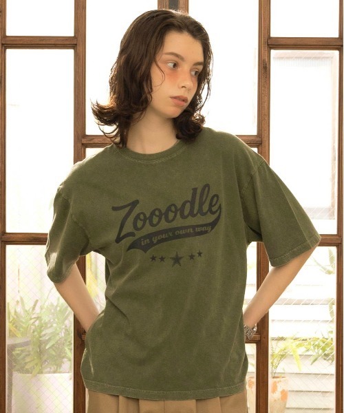 Zooodle（ズードル）の「Vintage logo T-shirt - ヴィンテージロゴTシャツ -（Tシャツ/カットソー・メンズ・バーガンディー/アイボリー/グリーン・LARGE/MEDIUM）」の2枚目の写真