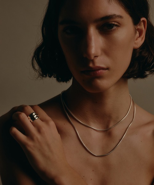 IRIS47(イリスフォーセブン)の「【IRIS 47】spirale ring/スピラーレ リング IRSV22(リング・レディース・シルバー・9/11/13/15 )」の2枚目の写真