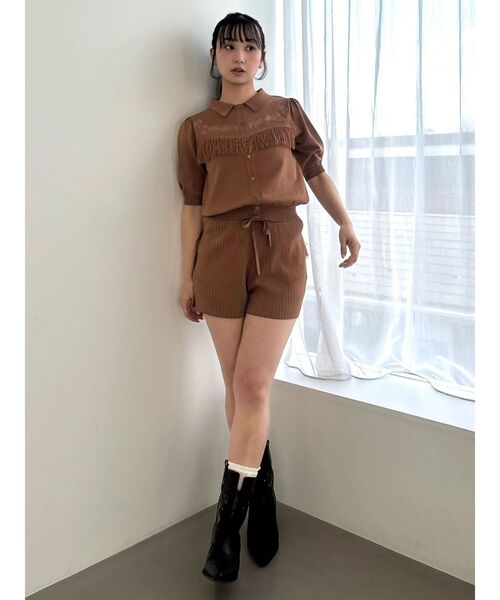 CALNAMUR（カルナムール）の「バックフリンジニットパンツ（その他パンツ・レディース・チャコールグレー/ブルー/ブラウン・FREE）」の22枚目の写真