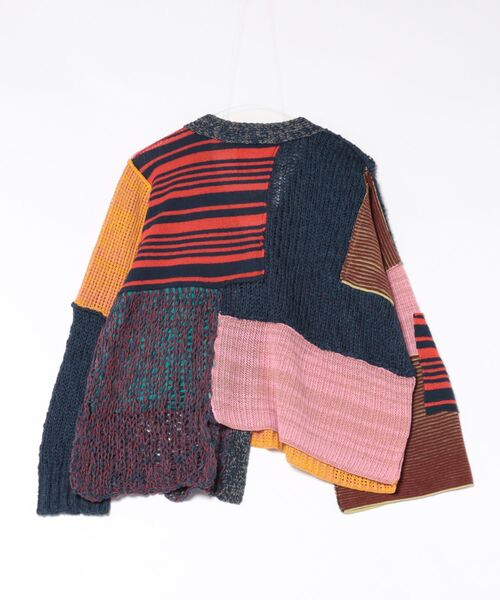 Vivienne Westwood(ヴィヴィアンウエストウッド)の「マルチブロッキングスクエアカーディガン(カーディガン/ボレロ・レディース・イエロー系その他4・FREE)」の2枚目の写真