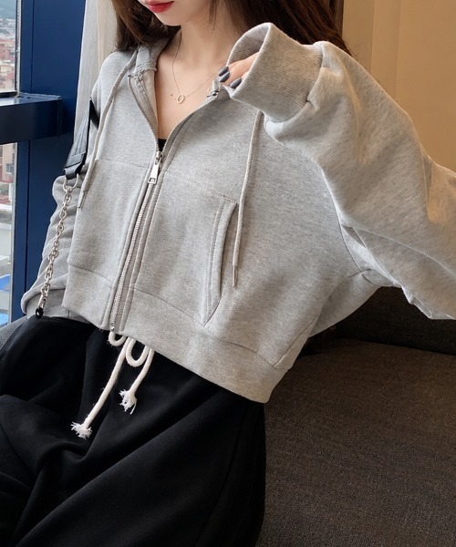 mielu(ミエル)の「ショート丈ジップパーカー《レディース/クロップド丈/カジュアル》(パーカー・レディース・ピンク/ブラック/グレー・LARGE/MEDIUM)」の14枚目の写真