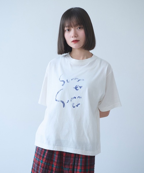 bulle de savon(ビュルデサボン)の「summer summerプリント Tシャツ(Tシャツ/カットソー・レディース・オフホワイト/サックスブルー/レッド・FREE)」の4枚目の写真