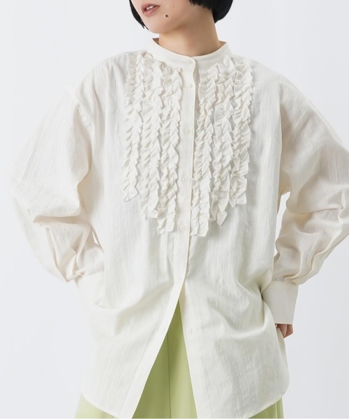 LUCA/LADY LUCK LUCA（ルカ/レディラックルカ）の「LC/LLL スプリングスラブ/デニム/ストライプフリルシャツ（シャツ/ブラウス・レディース・ネイビー/ブルー/オフホワイト・FREE）」の5枚目の写真