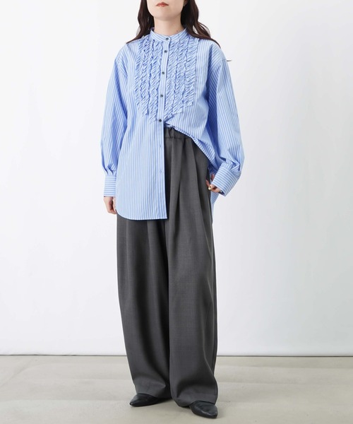 LUCA/LADY LUCK LUCA（ルカ/レディラックルカ）の「LC/LLL スプリングスラブ/デニム/ストライプフリルシャツ（シャツ/ブラウス・レディース・ネイビー/ブルー/オフホワイト・FREE）」の22枚目の写真