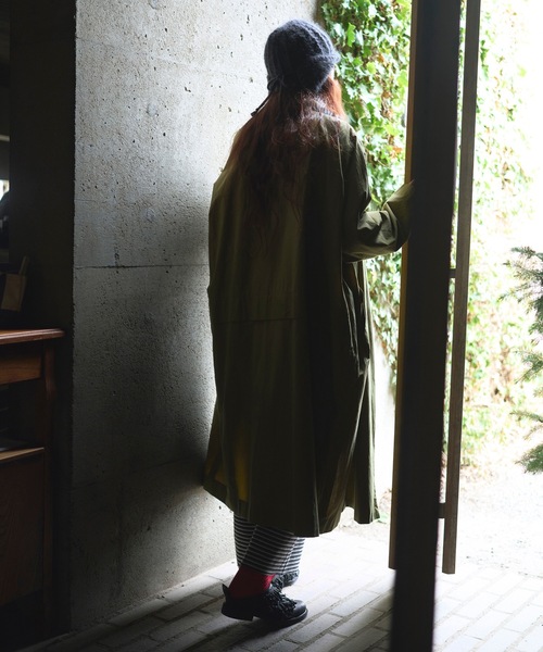 JUCO.（ジュコ）の「くせっ毛スリッポン（スリッポン・レディース・ブラック・22.5cm/23.5cm/24.5cm/25.5cm/26.5cm/27.5cm）」の2枚目の写真