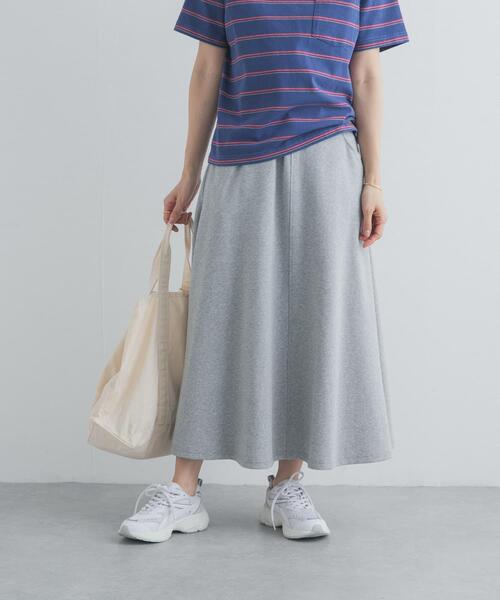 URBAN RESEARCH DOORS（アーバンリサーチドアーズ）の「ライトダンボールニットスカート（スカート・レディース・ブラック/グレー・FREE）」の3枚目の写真