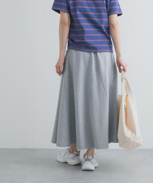 URBAN RESEARCH DOORS（アーバンリサーチドアーズ）の「ライトダンボールニットスカート（スカート・レディース・ブラック/グレー・FREE）」の6枚目の写真