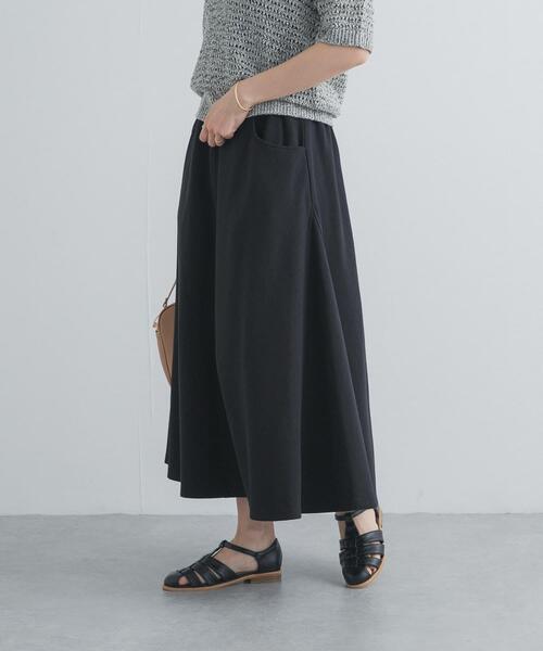 URBAN RESEARCH DOORS（アーバンリサーチドアーズ）の「ライトダンボールニットスカート（スカート・レディース・ブラック/グレー・FREE）」の17枚目の写真