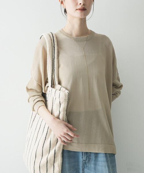 URBAN RESEARCH(アーバンリサーチ)の「UVカット加工ルーズニット(ニット/セーター・レディース・ベージュ/ライトブルー/ブラック・FREE)」の13枚目の写真