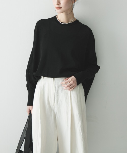 URBAN RESEARCH（アーバンリサーチ）の「UVカット加工ルーズニット（ニット/セーター・レディース・ベージュ/ライトブルー/ブラック・FREE）」の12枚目の写真