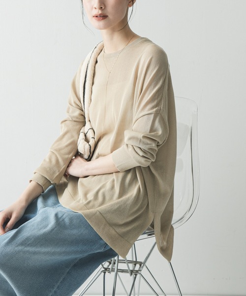 URBAN RESEARCH（アーバンリサーチ）の「UVカット加工ルーズニット（ニット/セーター・レディース・ベージュ/ライトブルー/ブラック・FREE）」の18枚目の写真