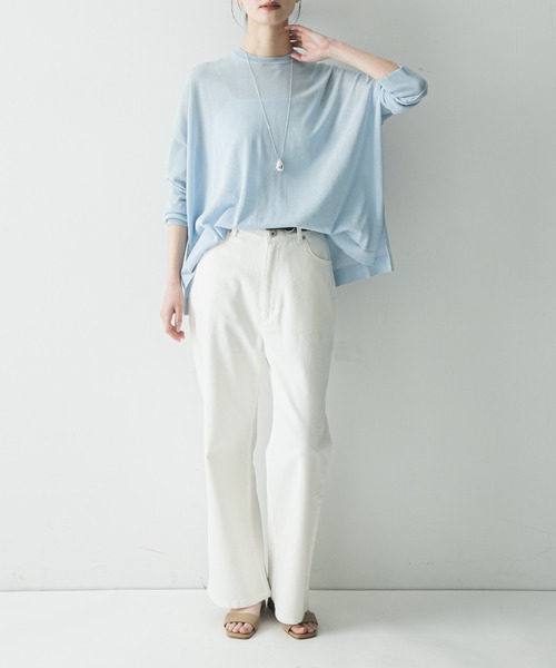 URBAN RESEARCH（アーバンリサーチ）の「UVカット加工ルーズニット（ニット/セーター・レディース・ベージュ/ライトブルー/ブラック・FREE）」の9枚目の写真