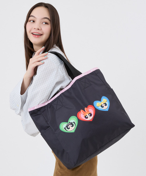 LeSportsac(レスポートサック)の「LG REVERSIBLE TOTE パワーパフ ガールズガールズパワートート(トートバッグ・レディース・ブラック・FREE)」の1枚目の写真