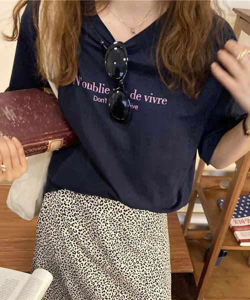 shyam inspiration(シャムインスピレーション)の「オーバーサイズロゴプリントTシャツ/半袖(Tシャツ/カットソー・レディース・ネイビー/ライトイエロー/ホワイト・M/L)」の1枚目の写真