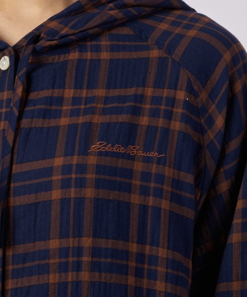Eddie Bauer(エディーバウアー)の「フーデッドチェック ブラウス(シャツ/ブラウス・レディース・ネイビー系/ホワイト系/ブラック系・XL/L/M/S)」の14枚目の写真