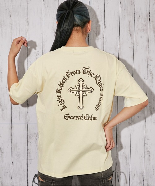 GORGE(ゴージ)の「《クロスバックプリント》BIG Tシャツ/ストリート/春夏/全3色(Tシャツ/カットソー・レディース・チャコール/ベージュ系/杢グレー・F)」の21枚目の写真