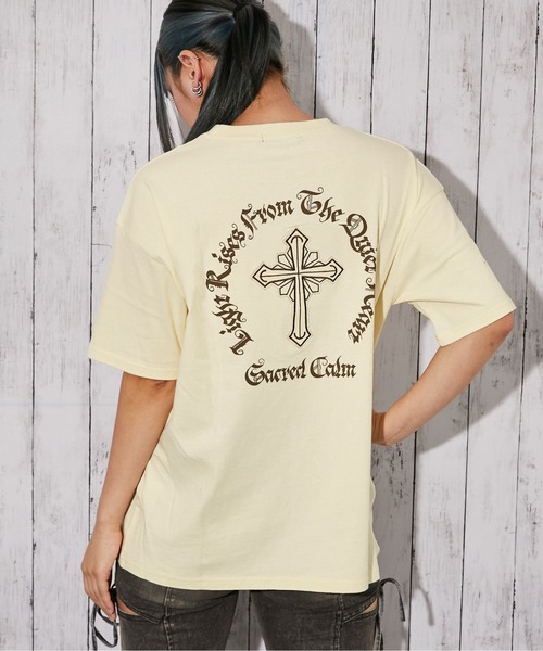GORGE(ゴージ)の「《クロスバックプリント》BIG Tシャツ/ストリート/春夏/全3色(Tシャツ/カットソー・レディース・チャコール/ベージュ系/杢グレー・F)」の20枚目の写真
