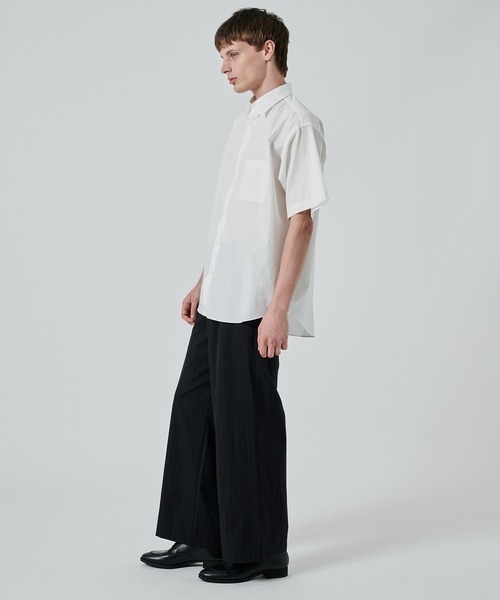 markaware（マーカウェア）の「【MARKAWARE/marka/マーカウェア】COMFORT FIT S/S SHIRT（シャツ/ブラウス・メンズ・ダークグレー/ホワイト/ブルー・2/1）」の6枚目の写真