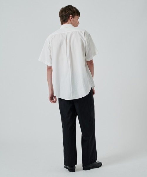 markaware（マーカウェア）の「【MARKAWARE/marka/マーカウェア】COMFORT FIT S/S SHIRT（シャツ/ブラウス・メンズ・ダークグレー/ホワイト/ブルー・2/1）」の7枚目の写真