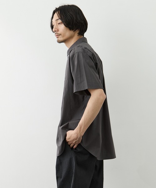 markaware(マーカウェア)の「【MARKAWARE/marka/マーカウェア】COMFORT FIT S/S SHIRT(シャツ/ブラウス・メンズ・ダークグレー/ホワイト/ブルー・2/1)」の21枚目の写真