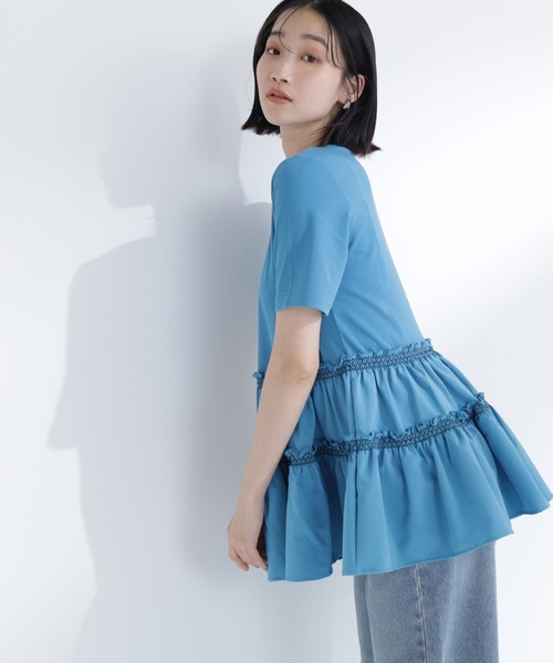 NATURAL BEAUTY BASIC(ナチュラルビューティーベーシック)の「ドッキングティアードカットソー(Tシャツ/カットソー・レディース・オフホワイト/グレー系その他/ブルー系その他・フリ-)」の1枚目の写真