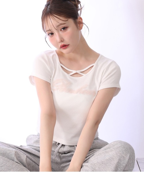 one after another NICE CLAUP(ワンアフターアナザーナイスクラップ)の「ホルターネック付きチュールロゴTシャツ(Tシャツ/カットソー・レディース・ブラック/ドット/ピンク/ホワイト・FREE)」の2枚目の写真