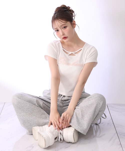 one after another NICE CLAUP(ワンアフターアナザーナイスクラップ)の「ホルターネック付きチュールロゴTシャツ(Tシャツ/カットソー・レディース・ブラック/ドット/ピンク/ホワイト・FREE)」の9枚目の写真