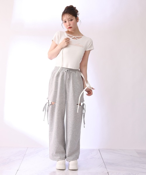 one after another NICE CLAUP(ワンアフターアナザーナイスクラップ)の「ホルターネック付きチュールロゴTシャツ(Tシャツ/カットソー・レディース・ブラック/ドット/ピンク/ホワイト・FREE)」の17枚目の写真