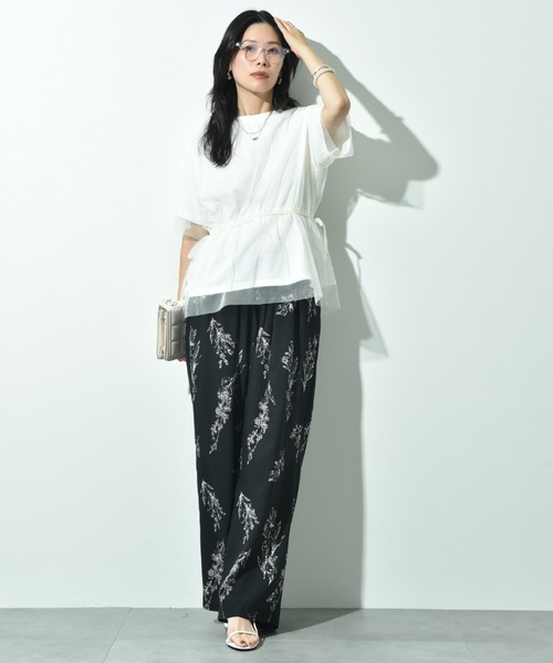 INTERPLANET(インタープラネット)の「TC天竺*ソフトチュールドッキングペプラムプルオーバー(Tシャツ/カットソー・レディース・アイボリー/チャコールグレー・FREE)」の4枚目の写真