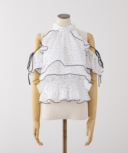 one after another NICE CLAUP(ワンアフターアナザーナイスクラップ)の「前後2wayリボンアメスリブラウス(Tシャツ/カットソー・レディース・ブラック/ホワイト系その他/ベージュ系その他/ピンク・FREE)」の8枚目の写真