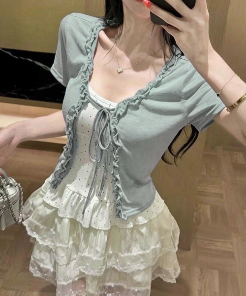 LADY LIKE(レディライク)の「【春夏新作】2点セット ドットキャミソール付き半袖フリルカーディガン(Tシャツ/カットソー・レディース・サックスブルー/ホワイト/イエロー/グレー・M)」の13枚目の写真