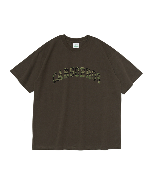 CARGOBROS(カーゴブロス)の「カモアークロゴ半袖Tシャツ(カーキ)(Tシャツ/カットソー・メンズ・その他・SMALL/MEDIUM/LARGE/X-LARGE/2XL)」の1枚目の写真