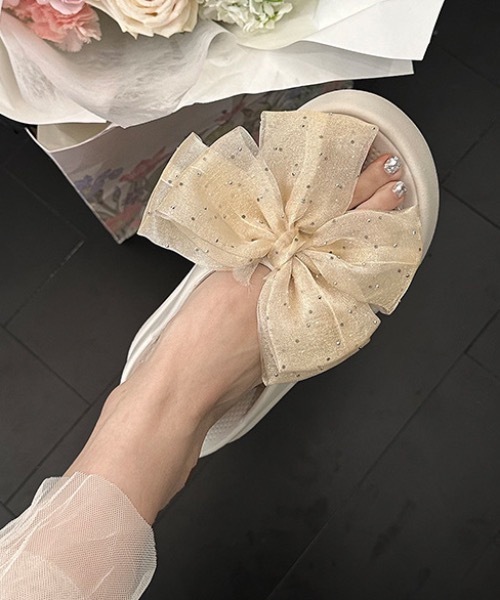 Teem Store(チームストア)の「ラインストーン付き ビッグリボン 厚底トングサンダル(サンダル・レディース・ピンク/グレー/ブラック/ホワイト・M/L)」の16枚目の写真